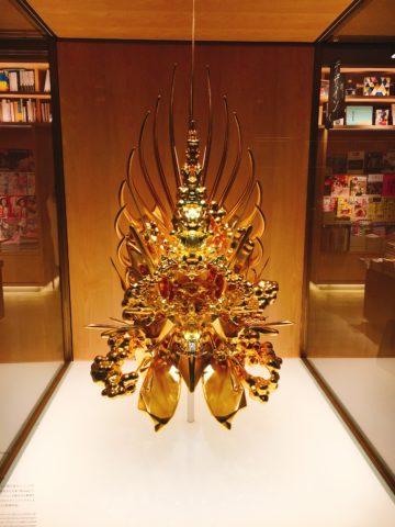 名和晃平 Throne